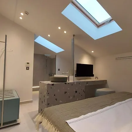 Kynara Elegant Living شقة فندقية 4*