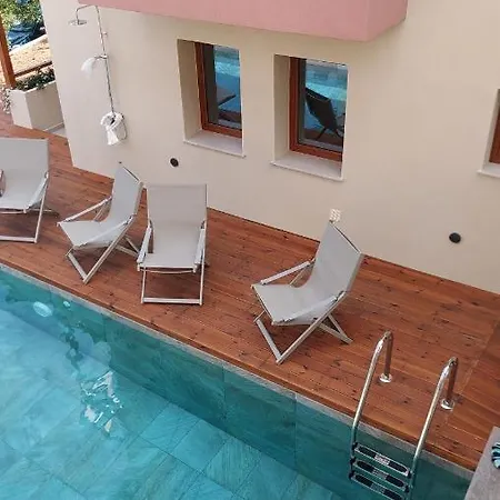 شقة فندقية Kynara Elegant Living إيريسوس