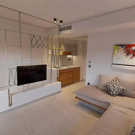Kynara Elegant Living 아파트호텔 이에리소스