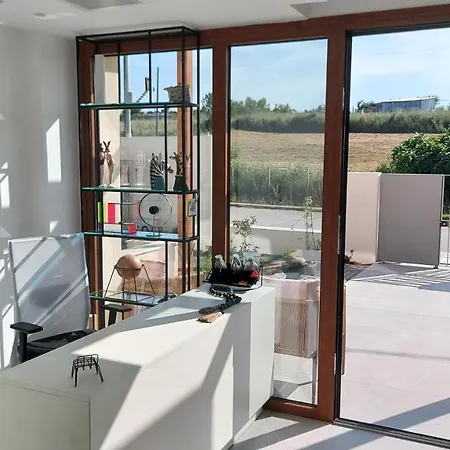 Kynara Elegant Living 아파트호텔 이에리소스