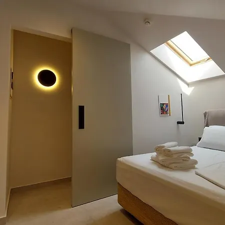 Kynara Elegant Living 아파트호텔 이에리소스